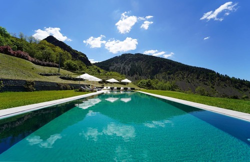 Zignago Villa | PODERE GAIA 10P, by VILLASRETREATS, w/Pool, A/C, BBQ, Near 5 Terre