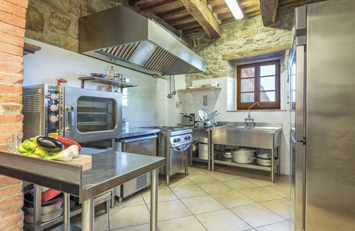 Doglio Villa | Podere Le Corone 20, Emma Villas