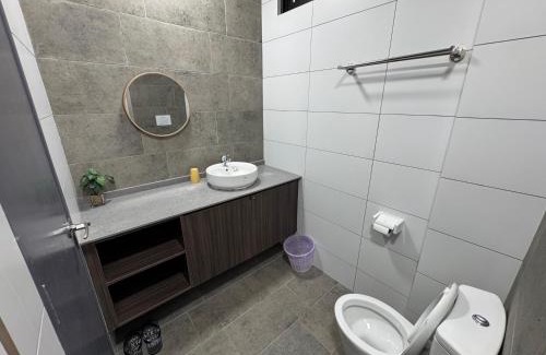 Taman Charming Apartment | Podium Home2 for 7pax at AEON Mall Kuching