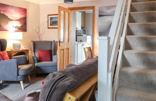 Llanystumdwy Cottage | POGLES WOOD, pet friendly, character holiday cottage in Criccieth