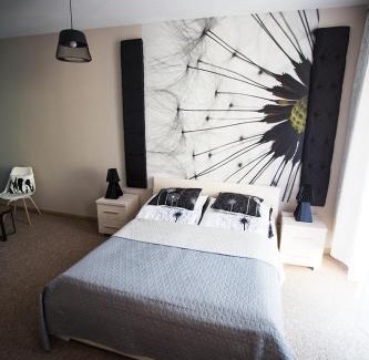 Łeczna House | Pokoje gościnne 30stka