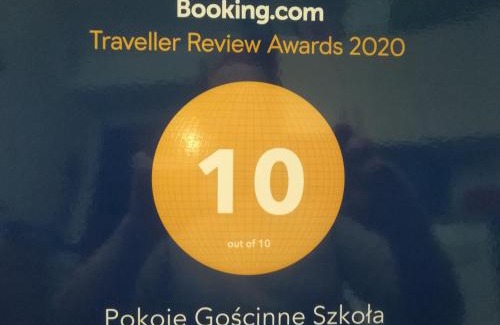 Krasnogruda House | Pokoje Gościnne "Szkoła"