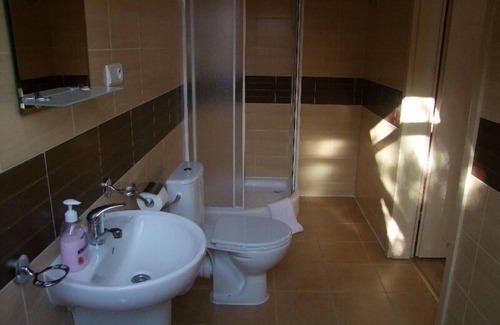 Rzeszow House | Pokoje Gościnne Warneńczyka 85A