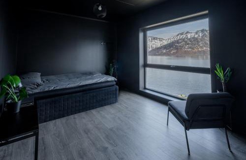 Botnhamn Villa | Polar Panorama Lodge