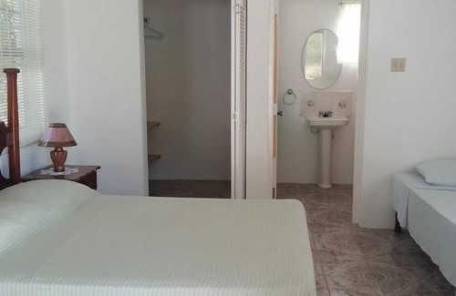Port Antonio House | Polish Princess Guest House