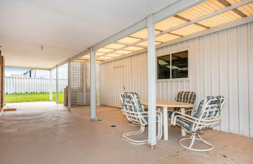 Lancelin House | Ponderosa - Dunes right on you doorstep