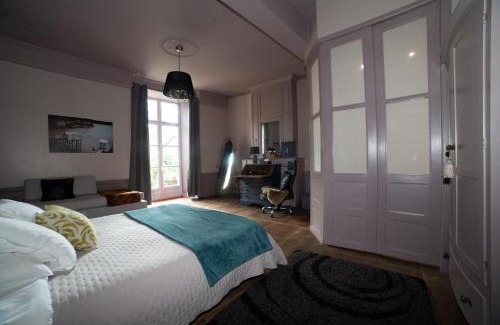 Confolens Apartment | Pont Vieux Chambres et Gites