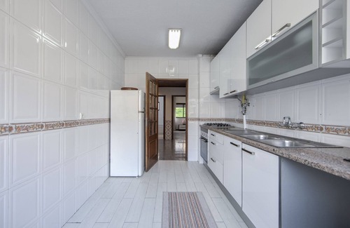 Alfornelos Apartment | Pontinha Typical by Homing