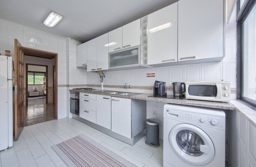 Alfornelos Apartment | Pontinha Typical by Homing