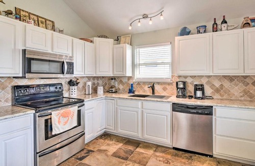 Terramar Beach House | Pool Access and Walk to Beach Galveston Home