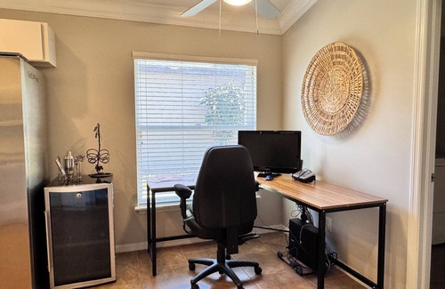 Three Oaks House | Pool, Amenities, Close to Shopping, Entertainment & more at Robs Gulf Retreat!