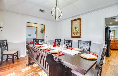 Hinesville House | Pool and Gameroom Family Fun Retreat in Hinesville!
