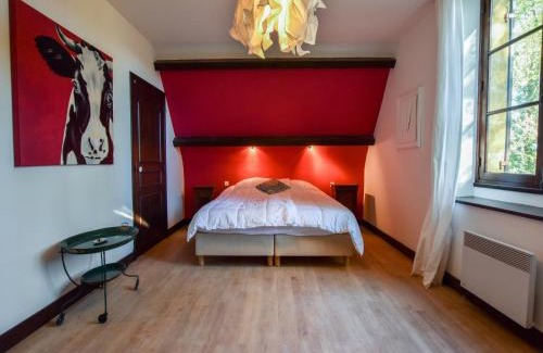 Saint-Laurent-la-Vallee House | Pool Escape in Saint-Laurent