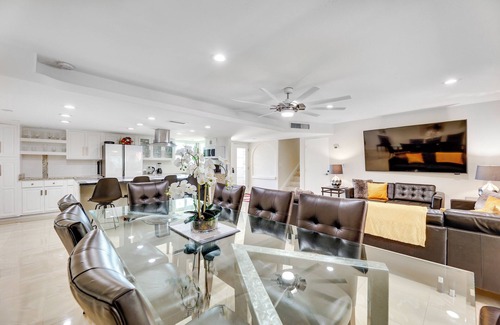 Dobson Ranch House | Pool & Fenced Yard: Pet-Friendly Mesa Retreat