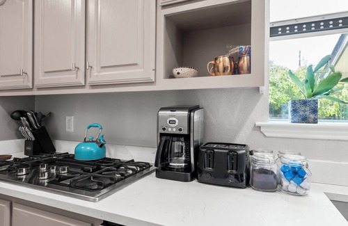 The Hermitage House | Pool Getaway | Movie Room | Games | Yard BBQ Pets