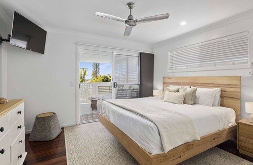 Sandy Beach House | Pool, Gorgeous BBQ Deck, Cubby House with Slide, Pet Friendly