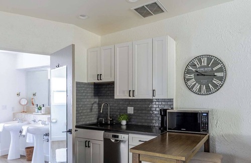 St. George Condo | Pool, Pickleball, Spa - Serene Studio