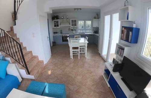 Katsarou Villa | Pool Villa with Stunning Views
