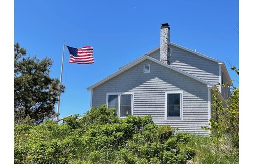 Phippsburg House | Popham Beach Oceanfront Cottage, 4 bedrooms, 2.5 bath, sleeps 9