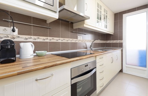 La Creu del Grau Apartment | Port Area II. WiFi + Air Condition