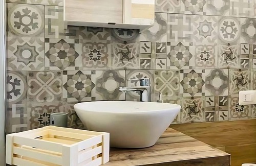 Barriera di Milano Apartment | (Porta Palazzo 15 Min) - Suite with Netfix & wi-F