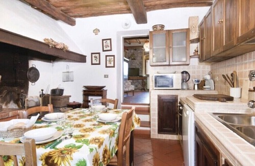 Poggio Alla Croce House | Portion of farmhouse in the chianti with panoramic swimming pool