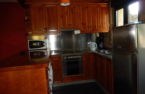 Porto do Son Cottage | Porto Do Son: Old country hause, refurbished with a 1.500 garden