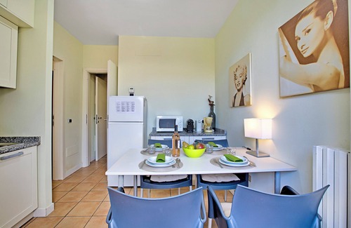 Porlezza Apartment | Porto Letizia Begonia 5, Porlezza, Italy