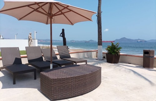 Peninsulas de Santiago Apartment | Portozul 2210