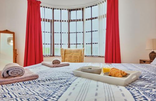 Portrush House | Portrush By The Tee