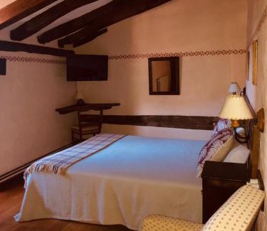 Perrozo Hotel | Posada la Trebede