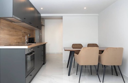 Katerini Apartment | Poseidon 1 : Seaside 2nd-Floor Retreat with Sea View near the beach!