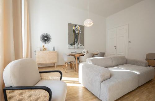 Roßau Apartment | Posh 107 m2 3BR flat in the city center of Vienna