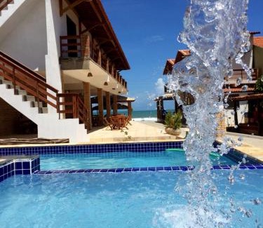 Baleia Hotel | Pousada e Restaurante Altas Horas Beach