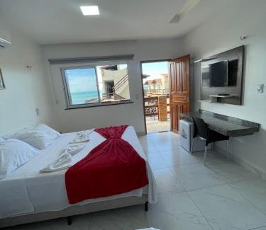 Baleia Hotel | Pousada e Restaurante Altas Horas Beach