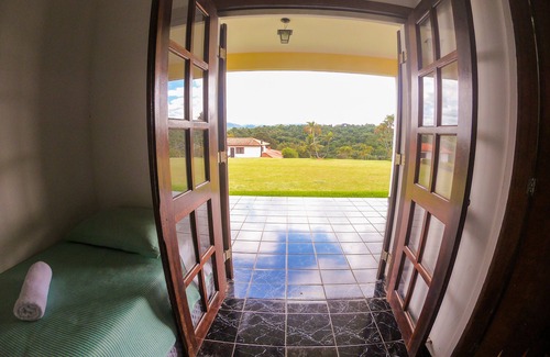 Aracariguama Hotel | Pousada Espaço do Sol