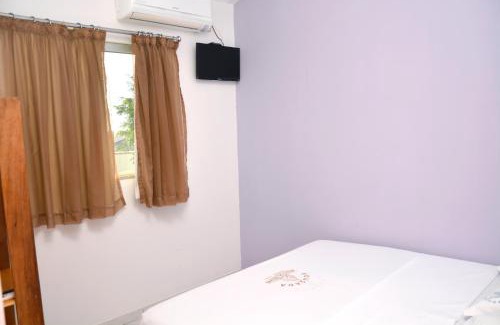Trindade Hotel | Pousada Jesus De Nazare