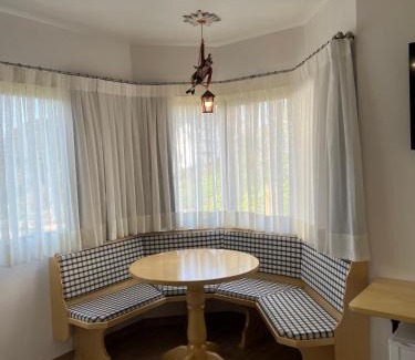 Treze Tilias House | Pousada Pattis