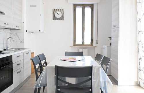 Porto Potenza Picena Apartment | PP07 – Porto Potenza, Three-Room Apartment with Sea View and Air Conditioning