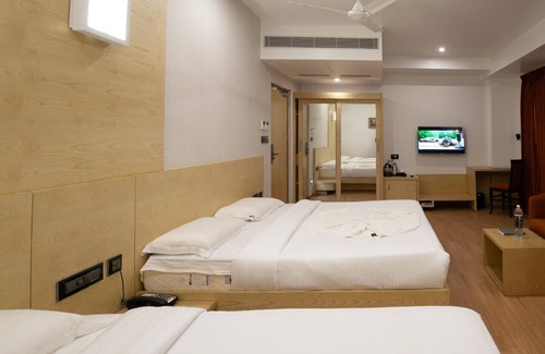 Gopalapuram Hotel | PPH Living Railotel
