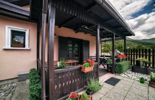 Rajecka Lesna House | Prázdninový dom Eliška*