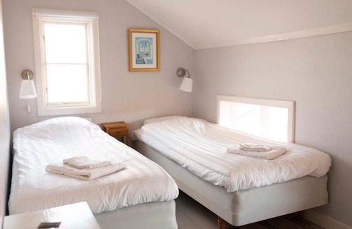 Mollosund Hotel | Prästgårdens Pensionat