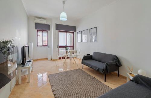 Setubal Apartment | Praceta Living - By Y Concept