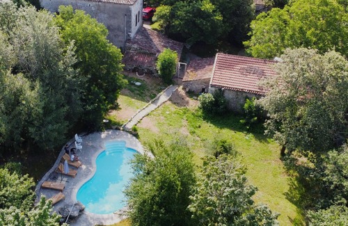 Serignac House | Prachtig oud Frans huis gelegen in de Lot, met privé zwembad middenin de natuur.