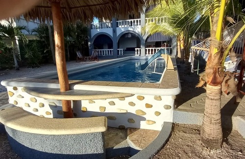 Managua House | Praga home beachfront with large pool