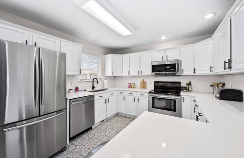 Post Falls House | Prairie Falls Retreat: Modern Home in Post Falls
