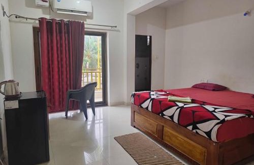 Arambol Hotel | Prakash Holiday Inn