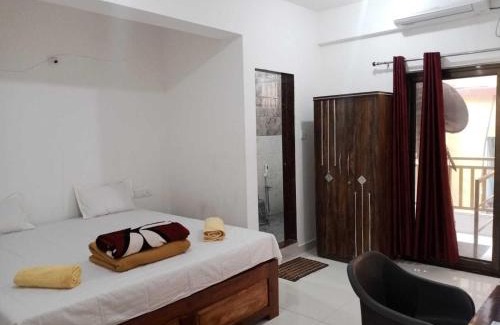 Arambol Hotel | Prakash Holiday Inn