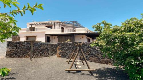 La Asomada Villa | Preciosa Casa Cristian y María con piscina privada