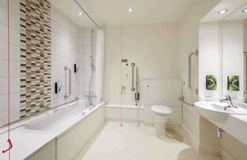 Northway Hotel | Premier Inn Tewkesbury